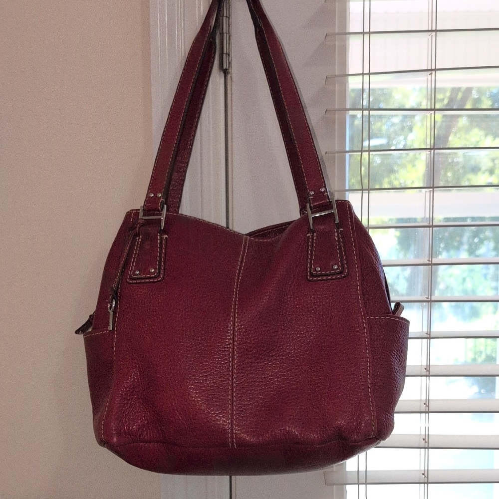 Fossil Deep Red pebbled Leather Shoulder Bag